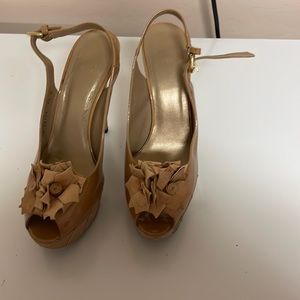 Beautiful Stuart Weitzman Pumps